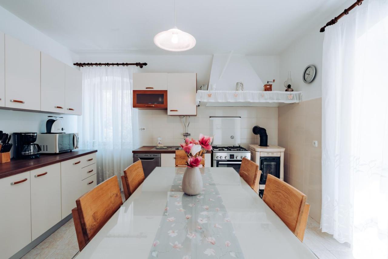 ולי ראט Guest House Sakarun מראה חיצוני תמונה