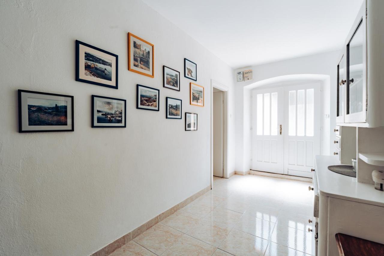 ולי ראט Guest House Sakarun מראה חיצוני תמונה