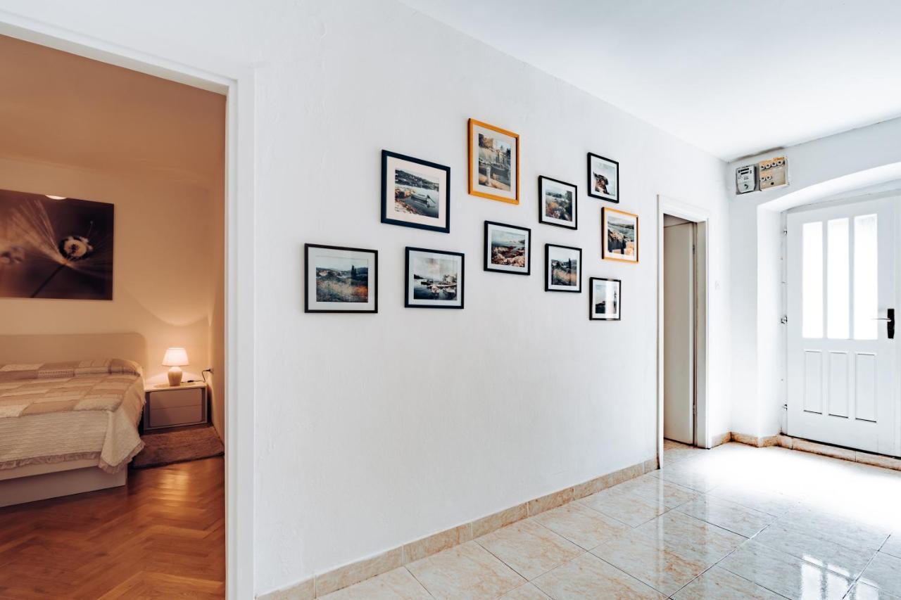 ולי ראט Guest House Sakarun מראה חיצוני תמונה