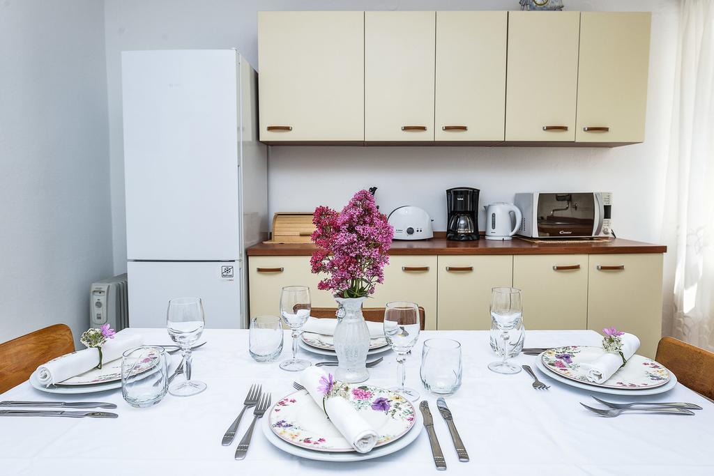 ולי ראט Guest House Sakarun מראה חיצוני תמונה