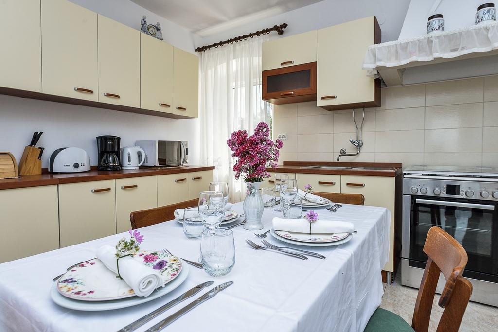 ולי ראט Guest House Sakarun מראה חיצוני תמונה